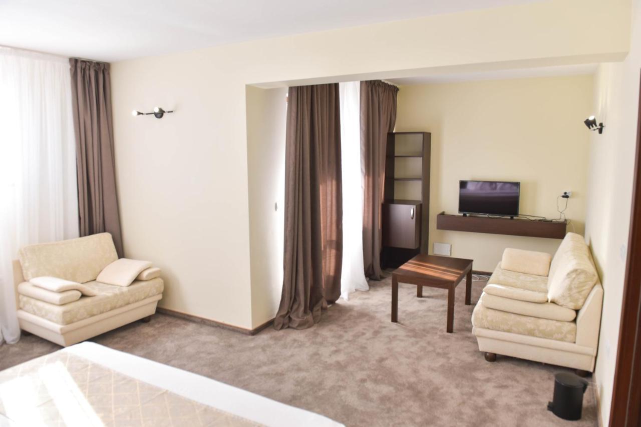 Family Hotel The View & Spa Tsigov Chark Extérieur photo