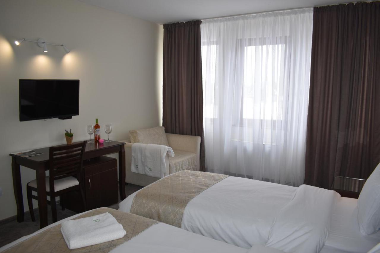 Family Hotel The View & Spa Tsigov Chark Extérieur photo