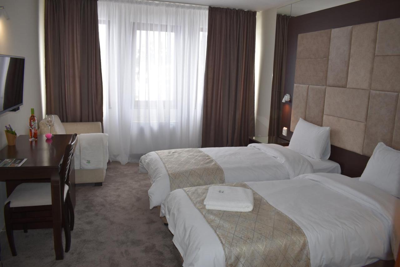 Family Hotel The View & Spa Tsigov Chark Extérieur photo